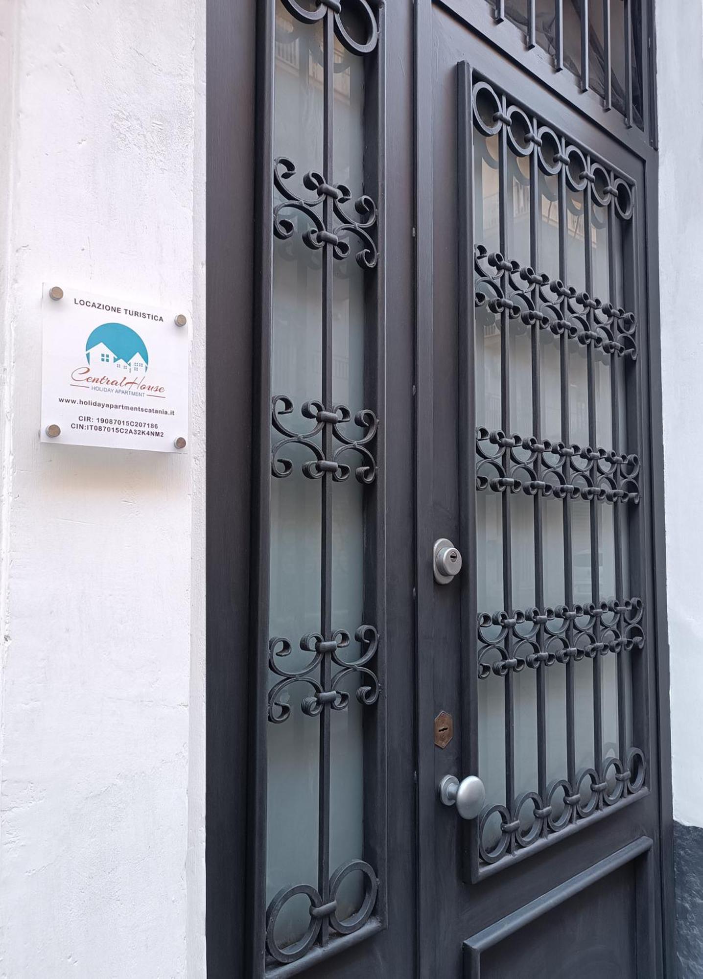 Central House Catania Luaran gambar